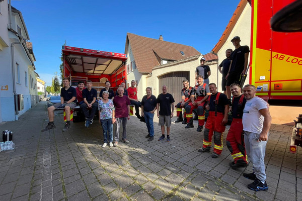 Möbelspende für Flutopfer in Heidelsheim